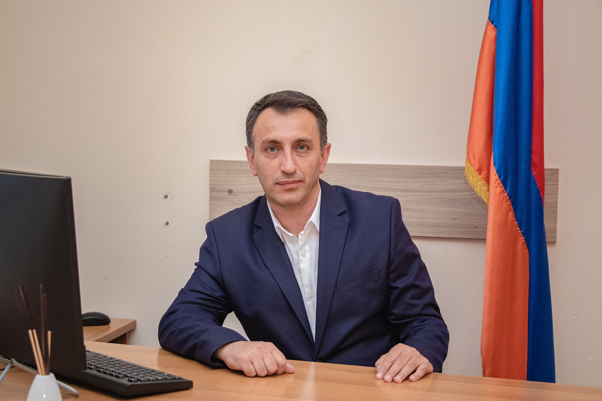 Լոռու մարզպետարանի առաջին պաշտոնանկությունը