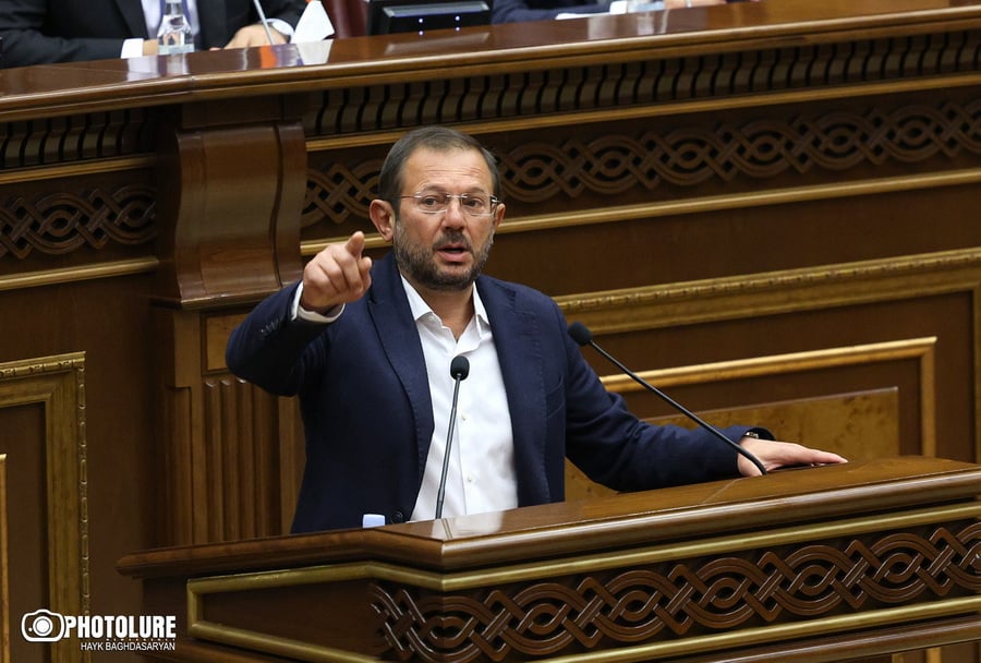 «Էդ որ գլուխ եք գովում, թե ՔՊ-ի նվիրատուների ցուցակը հրապարակել եք, սուտ եք ասում, որովհետեւ ՔՊ-ն նվիրատուների ցուցակ չի հրապարակել»․ Գեղամ Մանուկյան