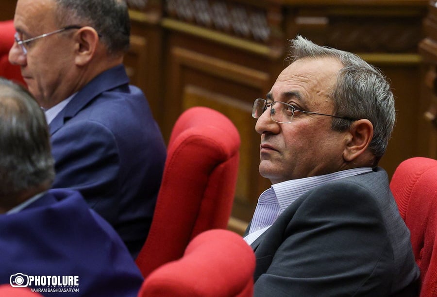 «Փաշինյանի վերաբերյալ ոչ միայն առերեւույթ պետական դավաճանության, նաեւ առերեւույթ սահմանադրական կարգը տապալելու մասին կասկածներ կան»․ Արծվիկ Մինասյան