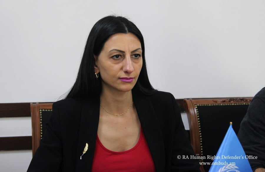 Անահիտ Մանասյանը Մերձավանի համայնքապետի սպանության գործով հնարավոր խախտումների մասին դեռ կխոսի