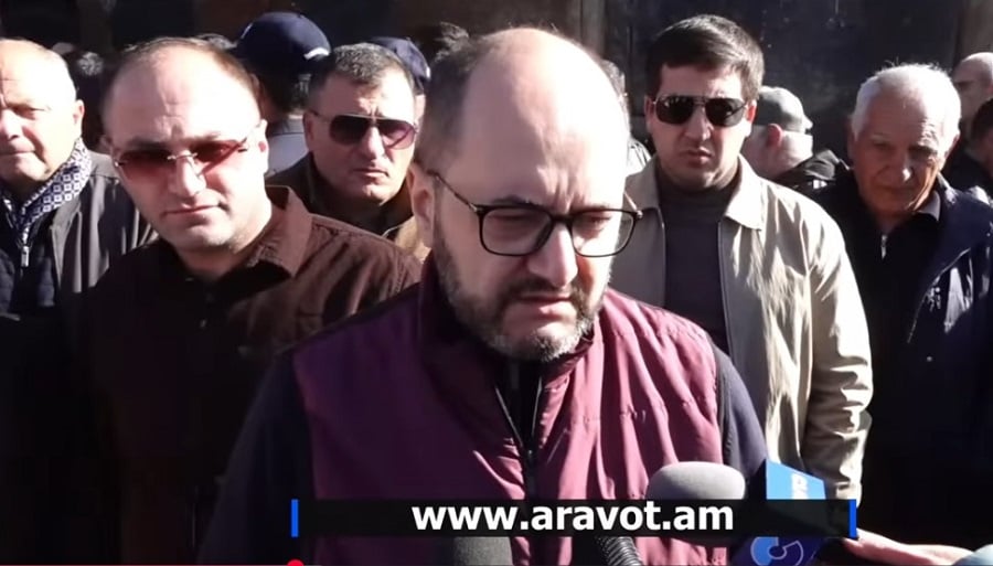 Արայիկ Հարությունյանը լրագրողներին սադրիչներ անվանեց