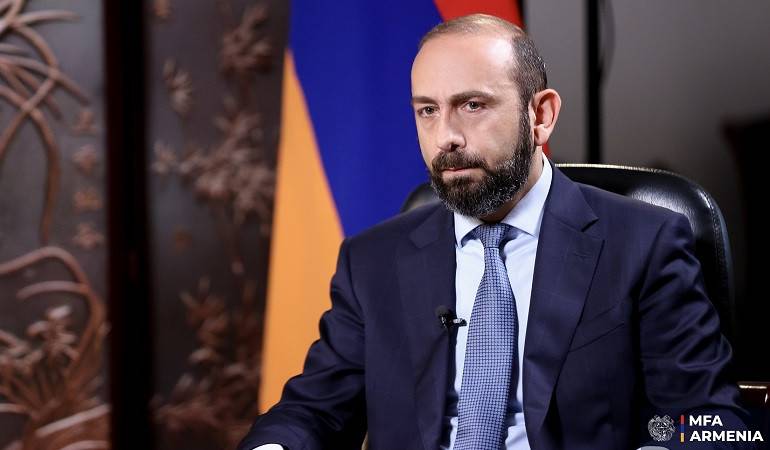 Հետագայում կլինի Ադրբեջանի հետ ավտոճանապարհների և այլ ենթակառուցվածքների ապաշրջափակում. Միրզոյան