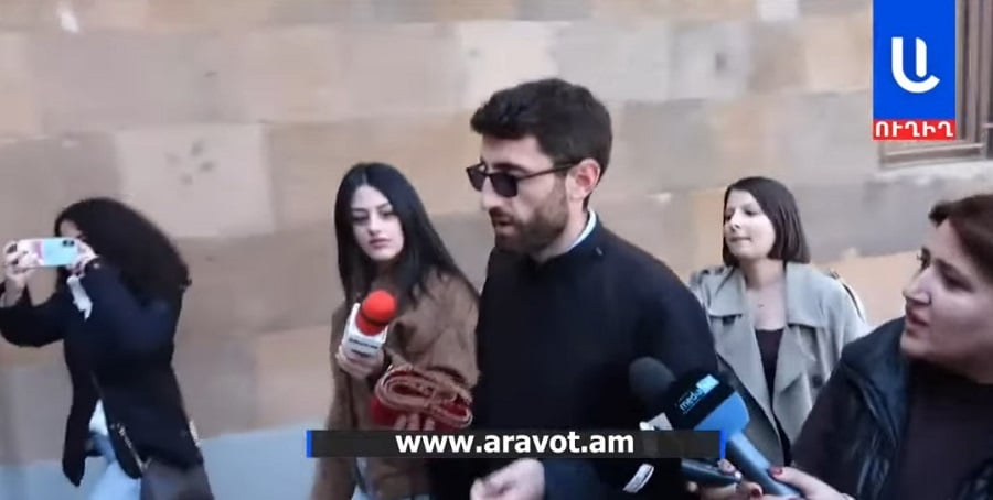 «Դուք տեսնում եք՝ որտեղ եմ ես»․ կարգալույծ Ստեփան Ասատրյանի եղբայրը՝ Անուշավան սարկավագը Մայր Աթոռում պատարագի էր մասնակցում