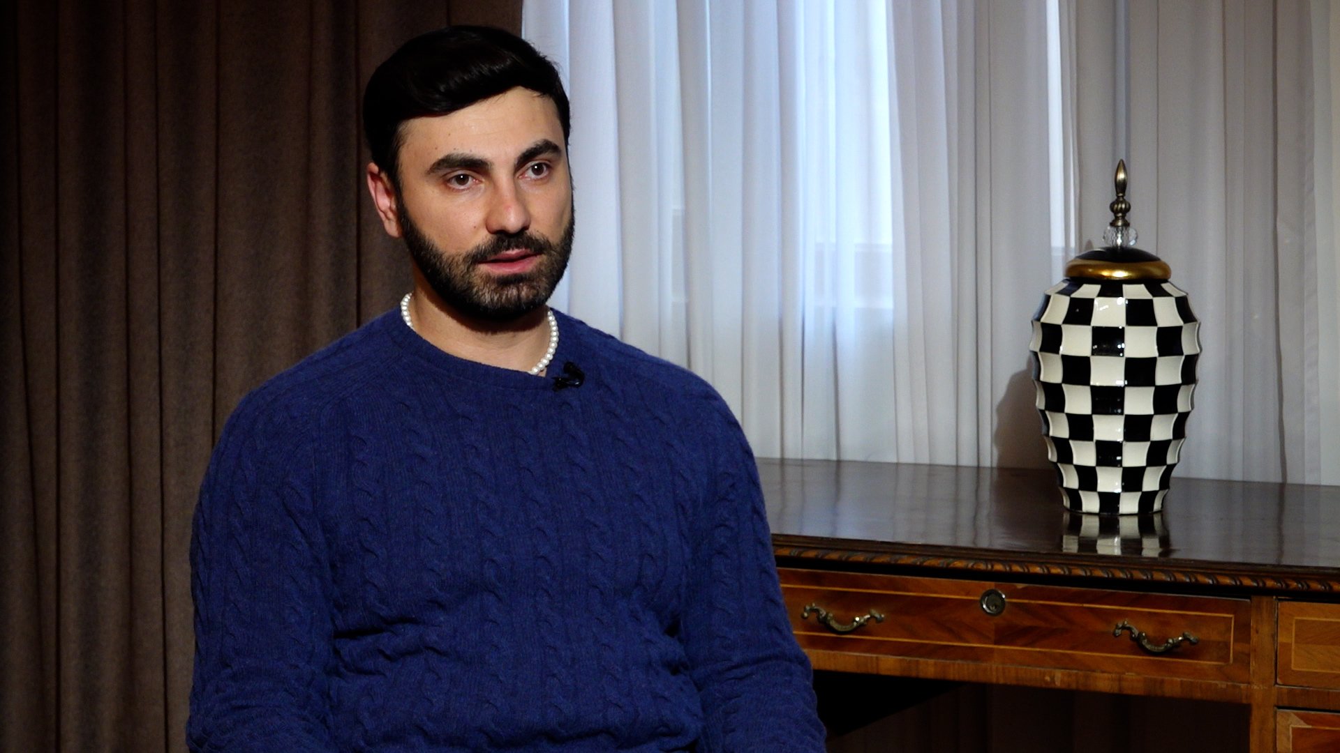 ՀՀ-ն լքեցի, քանի որ առողջապահական համակարգը շատ թերի մասեր ուներ․ չէի ուզում առնչվել դրա հետ․ Տարոն Սարիբեկյան