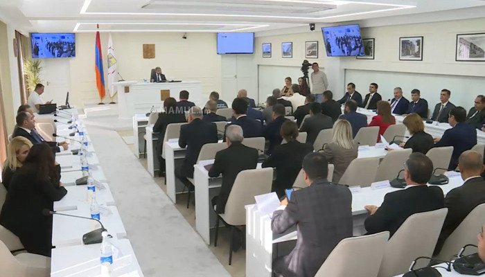  Ուղիղ միացում՝ Երևանի քաղաքապետարանից 