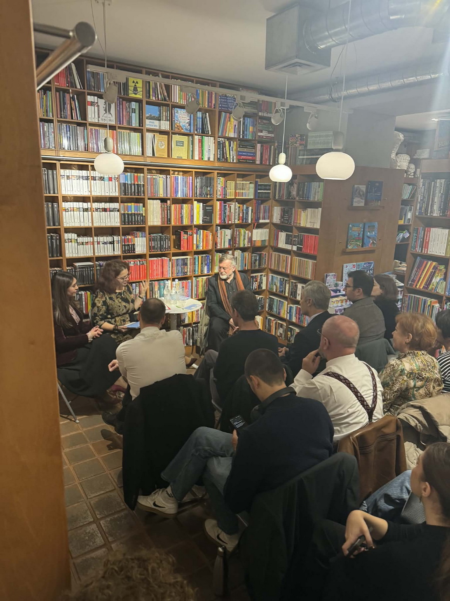 Գրում եմ, որովհետև հավատում եմ մարդուն. Կայացավ հայտնի դրամատուրգ Մատեի Վիշնիեկ թատերկերի շնորհանդեսը