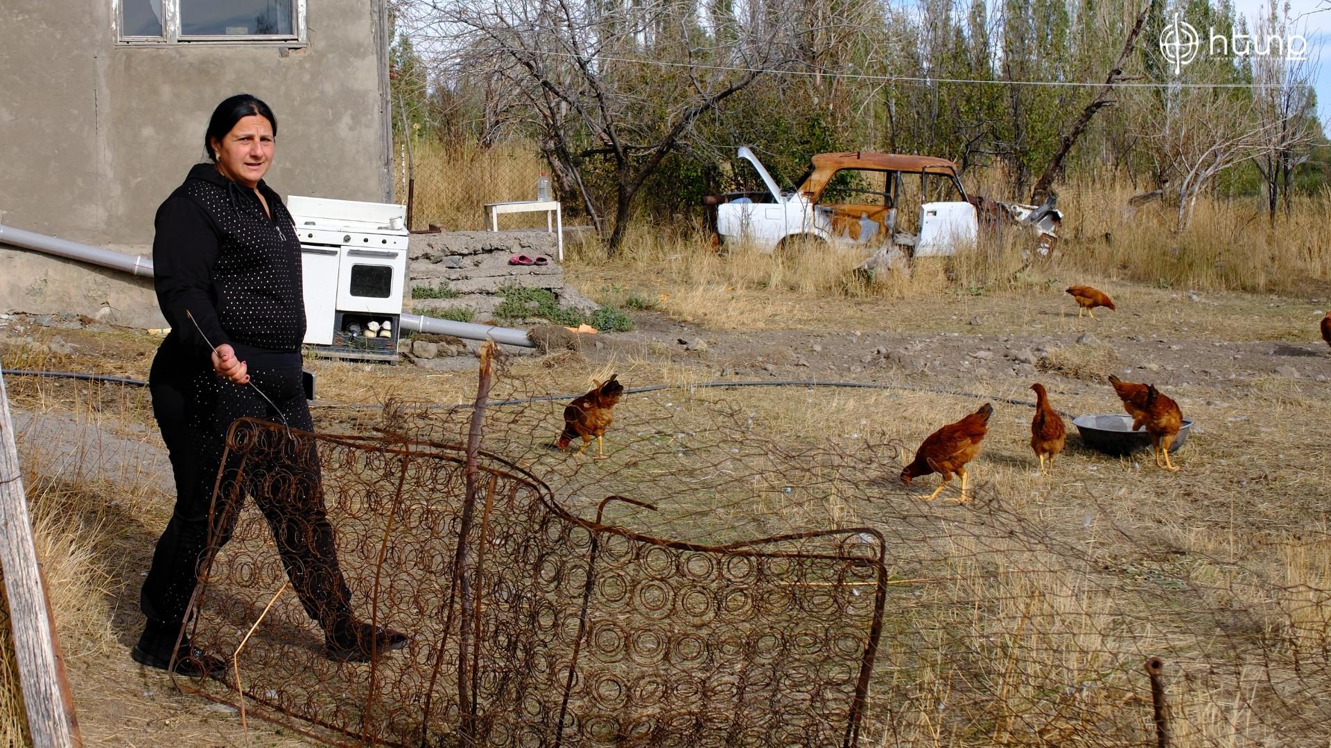 «Ուզում եմ գումար հավաքել ու տուն գնել, բայց Արփունքում չէ». արցախցի Անուշ Հովսեփյան