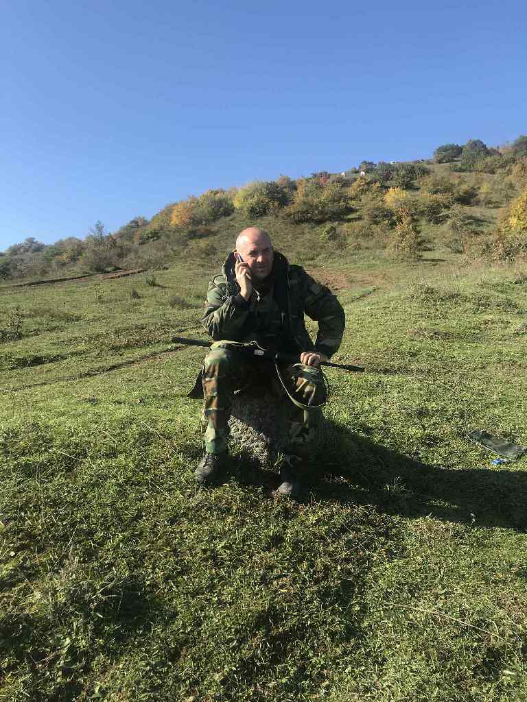 «Պատերազմի օրերին երբևէ նման վերջաբանի մասին չէր խոսում… վստահ եմ՝ այս կորուստը նա դժվար թե կարողանար հաղթահարել…». Այսօր Արցախի հերոս Արայիկ Գրիգորյանի հիշատակի օրն է