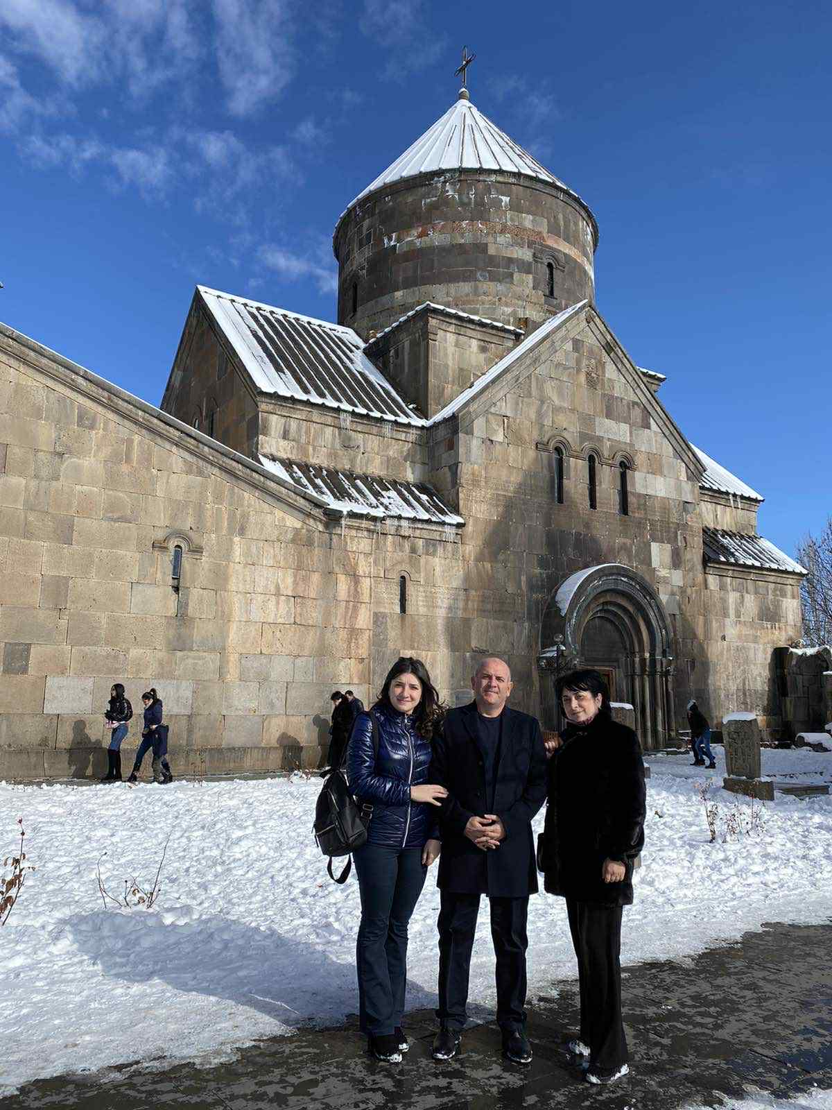 «Պատերազմի օրերին երբևէ նման վերջաբանի մասին չէր խոսում… վստահ եմ՝ այս կորուստը նա դժվար թե կարողանար հաղթահարել…». Այսօր Արցախի հերոս Արայիկ Գրիգորյանի հիշատակի օրն է