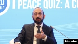 Սահմանադրությունը փոխելու շուրջ Բաքվի հետ չենք բանակցում. Արարատ Միրզոյանի արձագանքը՝ ադրբեջանցի լրագրողին