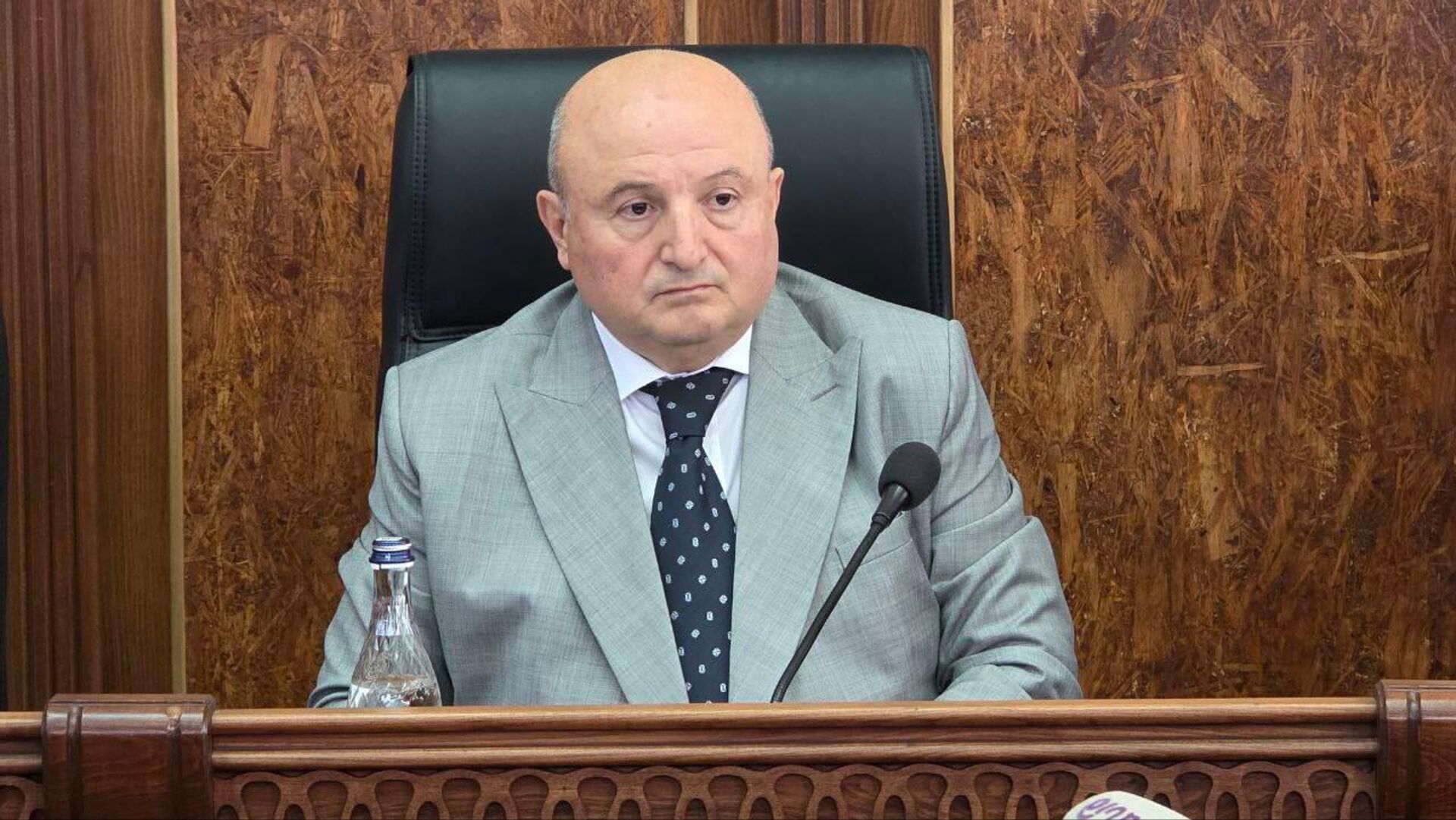 Գյումրու քաղաքապետի առողջական վիճակը կտրուկ վատացել է կալանավայրում. փաստաբան