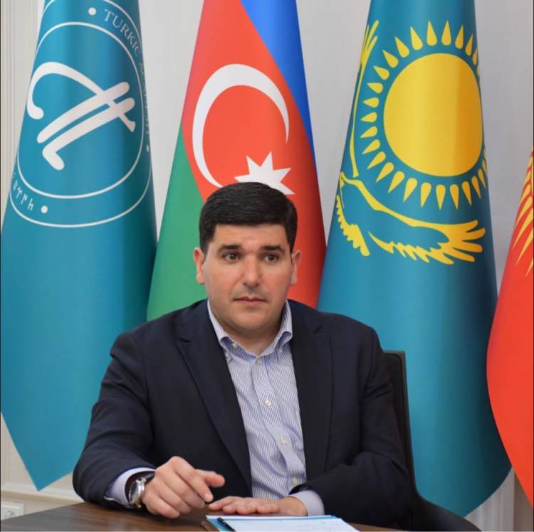 Բաքվում աղոթում են, որ Փաշինյանը «հաղթի»