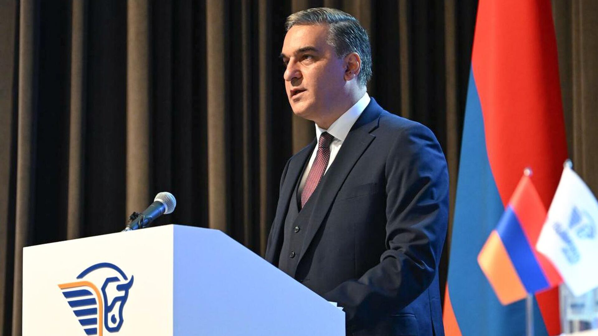 Պետք է քննարկել բոլոր խնդրահարույց հարցերը. Թաթոյանը՝ ՌԴ–ի հետ հարաբերությունների մասին