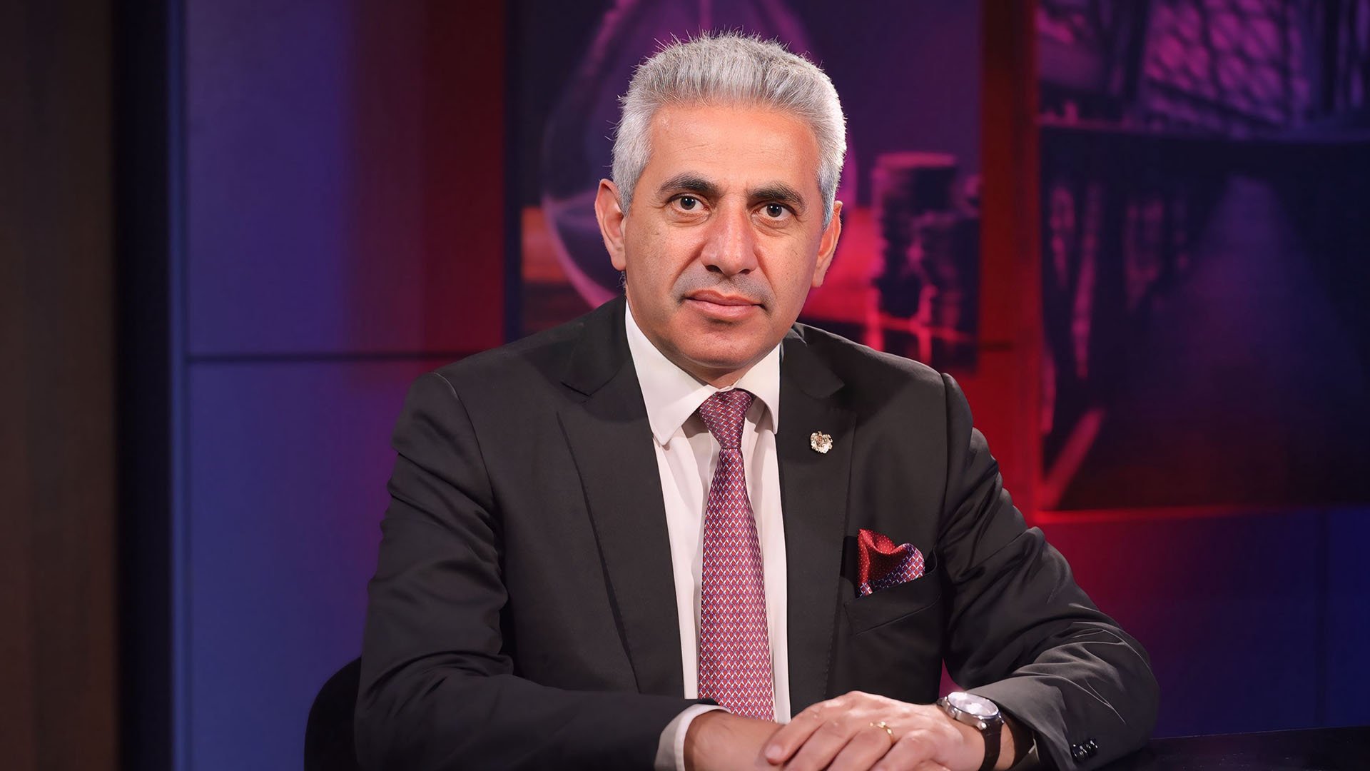 ՎԵ՛ՐՋ, ՓՐԿՎԱԾ ԵՆՔ, ՉԱԼՈ Է ԲԵՐԵԼ ԲԱՆԱԿԻ ՀԱՄԱՐ. ՆԻԿՈ՛Լ, ԳՆԱ ԲԱՔՈՒ, ՏԵՍ՝ 3 ՆԱԽԱԳԱՀՆԵՐՆ ԻՆՉ ԶԵՆՔ ԵՆ ԳՆԵԼ. ԷԴԳԱՐ ՂԱԶԱՐՅԱՆ