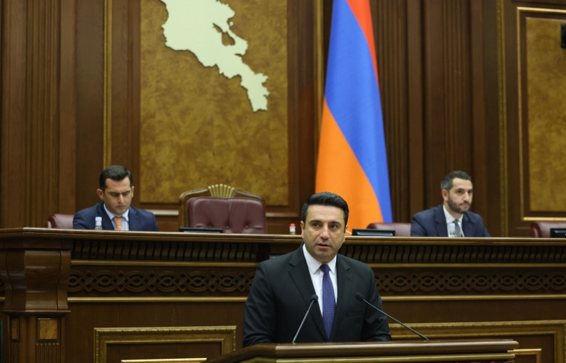 Այսօրվա ընդդիմությունը «нищий» է, քաղաքական առումով սպառվել եք, դուք այլևս օրակարգ չեք թելադրում. Սիմոնյան