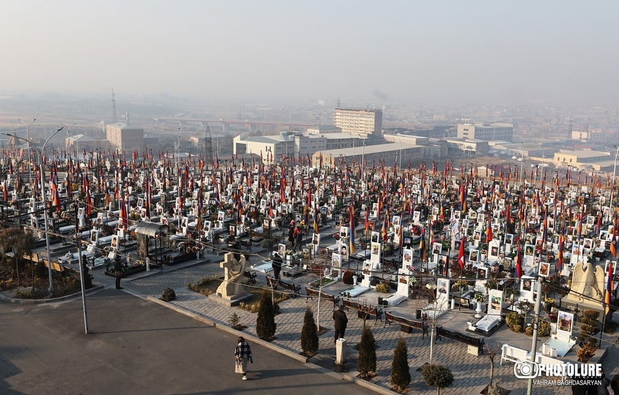 «Ով կպատկերացներ, որ այսքան զոհերից հետո Արցախը կհանձնեին, գոնե էսքան երեխեքի կյանքի գնով էս մի պուճուր Արցախը կմնար, կհիշվեր, որ էս երեխեքը հերոսաբար կռվել են»