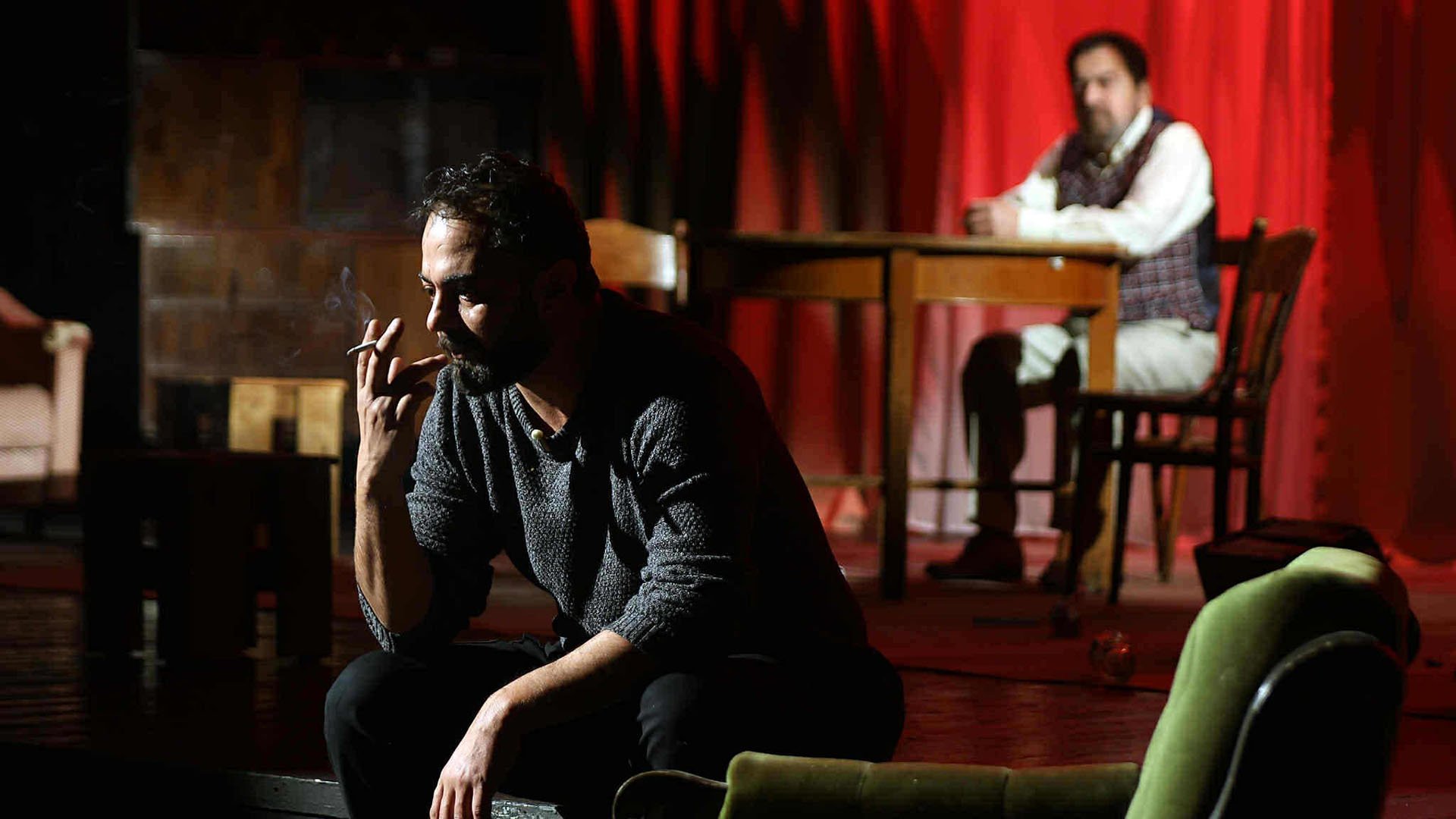 «Ո՞վ է Առաքելը և ո՞վ է իր Տերը». Հրանտ Թոխատյանը վերադարձել է բեմ՝ «Առաքել» ներկայացմամբ և բազմաթիվ հարցերի պատասխաններով