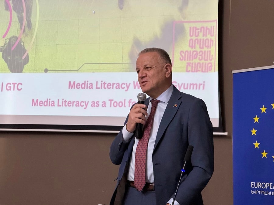 Մեդիագրագիտության շաբաթ՝ Գյումրիում․ Դավիթ Առուշանյանի կարծիքով՝ ամենաօբյեկտիվը Շիրակի մարզի լրագրողներն են