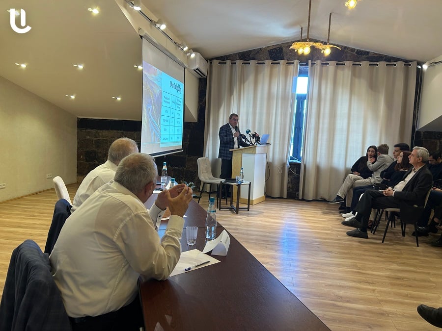 «Պետք չէ վախենալ պարտքի չափից, պետք է վախենալ ապիկար կառավարումից». Դավիթ Անանյան