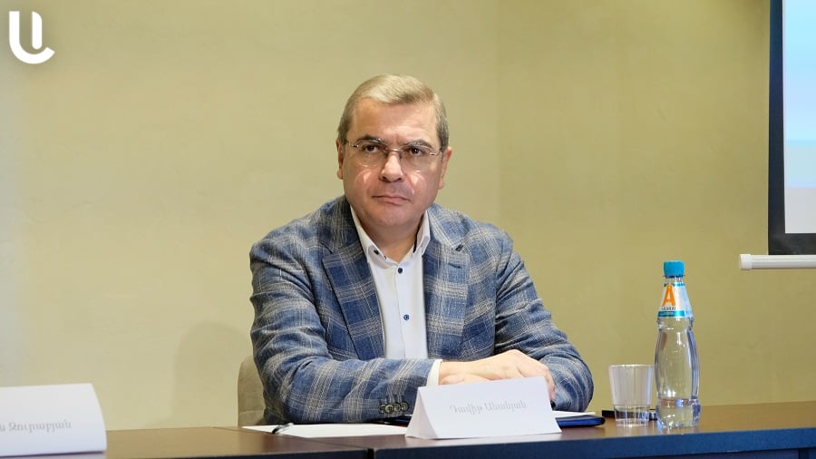 «Պետք չէ վախենալ պարտքի չափից, պետք է վախենալ ապիկար կառավարումից». Դավիթ Անանյան