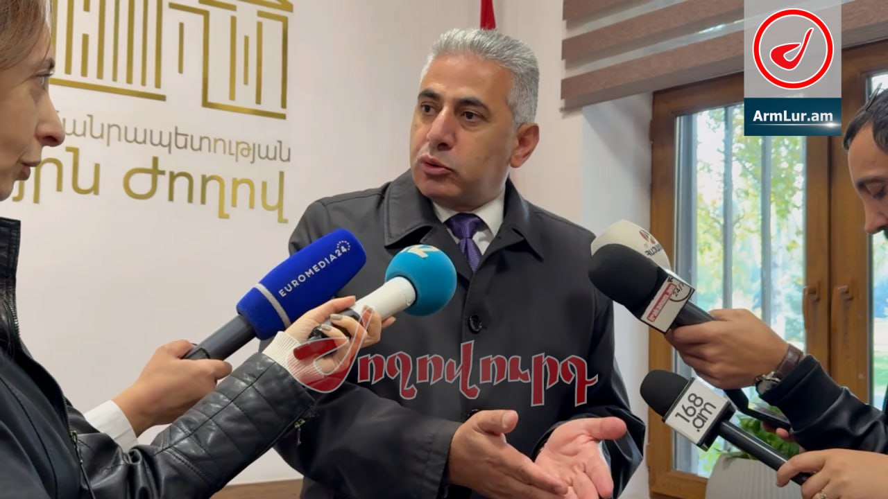 ՏԵՍԱՆՅՈՒԹ․ Արարատ Միզոյանը երևի պատարագին պրակտիկա էր գնացել․ ինչ պետք է քննարկեր Ղազարյանը Ռուբինյանի հետ