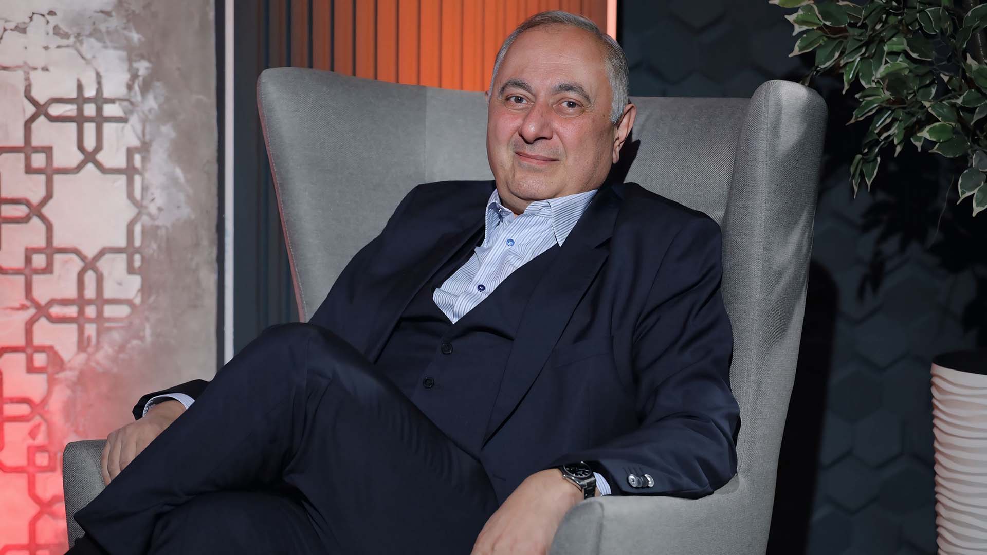 ԿԱԼԱՆԱՎԱՅՐՈՒՄ ԷԼ ԷԻՆ ԽՈՆԱՐՀՎՈՒՄ ԻՄ ԱՌՋԵՎ․ ԻՆՁ ՆՄԱՆ ՄԱՐԴԻԿ ԷԻՆ, ԻՆՉՈ՞Վ ԵՄ ԻՐԵՆՑԻՑ ԱՎԵԼԻ ԼԱՎԸ. ԱՐՄԵՆ ՉԱՐՉՅԱՆ