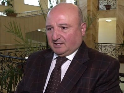 7-8 մեքենայով եկել են իրավապահները, մանկապարտեզի բակում՝ երեխաների աչքի դիմաց բերման  ենթարկել որդուս. Վարդան Ղուկասյան