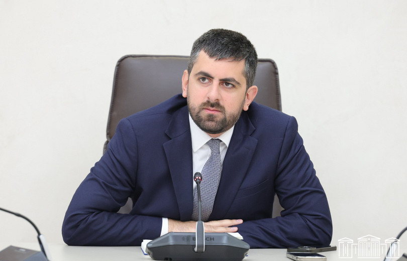 Փոխանակման հարց այս փուլում չի կարող լինել, որովհետև նախ պետք է անկլավները սահմանազատվեն. Խանդանյան