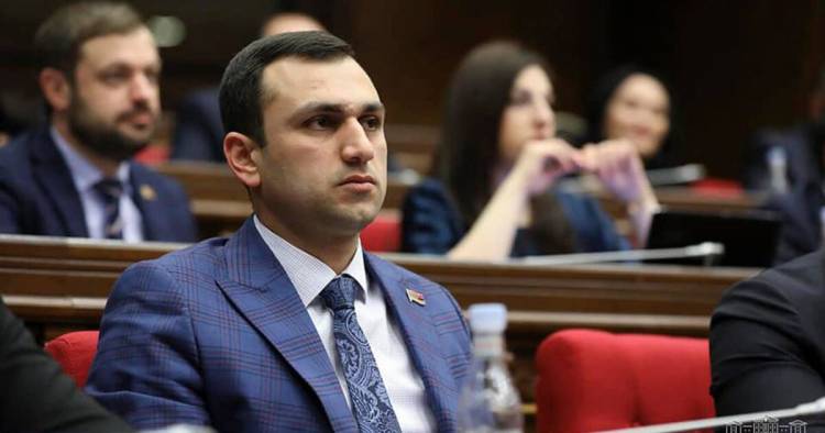 «Հրապարակ». Արգիշտի Մեխակյանը ուրացել է հոր պատգամը