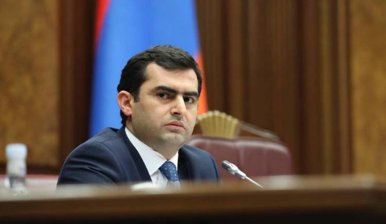 «Հրապարակ». Հակոբ Արշակյանը շարքային ուսապարկ չէ