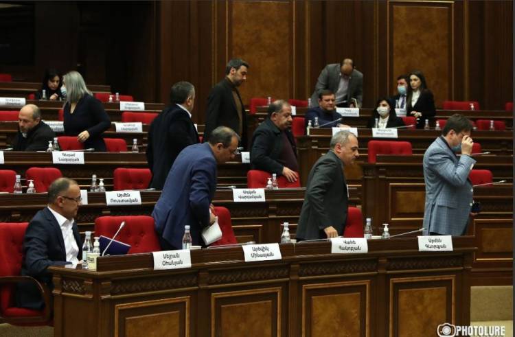 Ինչ կանեի ես