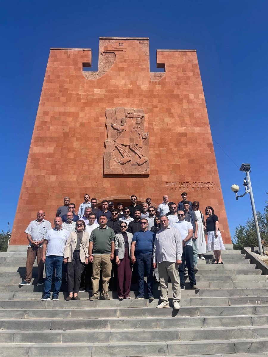 «Մուսա լեռան հերոսամարտի խորհուրդն այն է, որ պետք է պայքարել մինչեւ վերջ, ուղիներ որոնել ոչ թե պետությունը կործանելու, այլ փրկելու». Կարեն Արիստակեսյան
