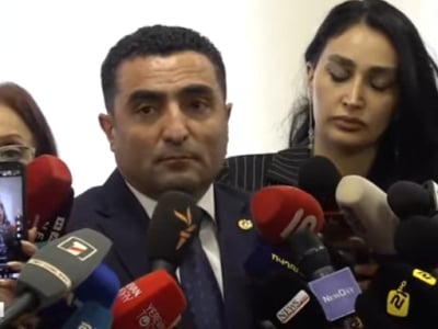 Չե՞ք ամաչում, որ 5.2 միլիոն դրամ եք ստանում Կարապետյանի հաշվին. Հարց՝ Ռոմանոս Պետրոսյանին