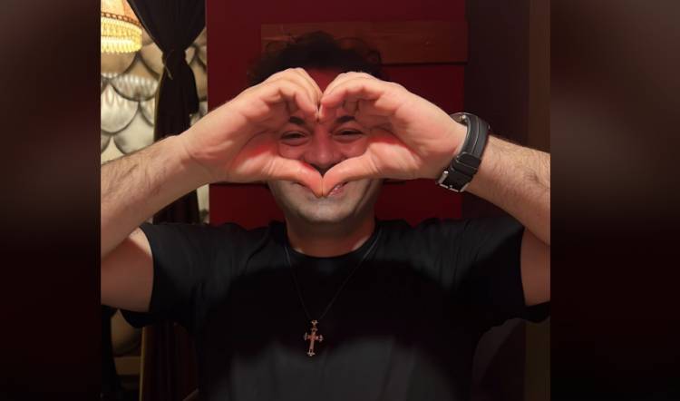 Մգերը վարչապետին է նմանակում