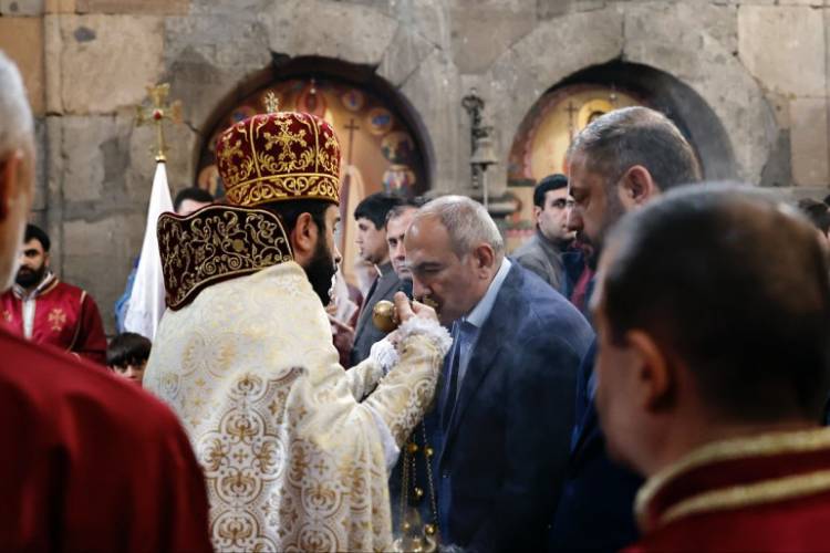 Փաշինյանը Մայր Աթոռ կարշավի նոյեմբերի 15-ին՝ օտարերկրյա վարձկանների հետ