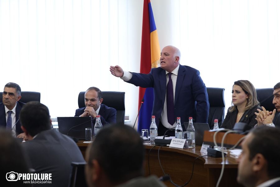 «Տաշիր Կապիտալին» տրված ՀԷՑ– ի լիցենզիան դադարեցնելու հարցի քննարկումը հետաձգվեց