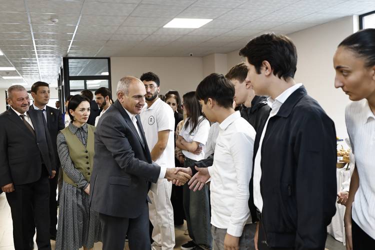 «Հրապարակ»․ Փաշինյանը նոր բան է մոգոնել