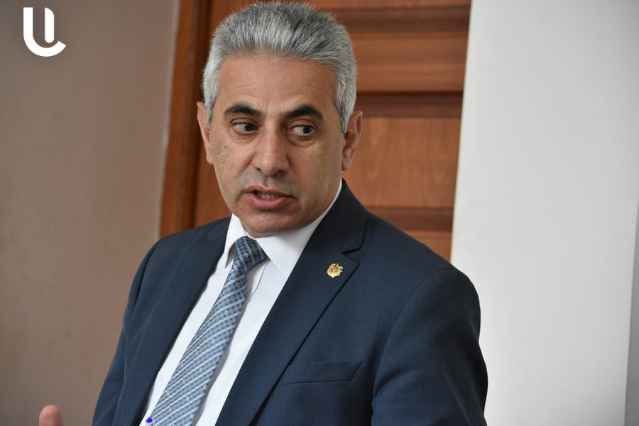 «Ինձ ԱԺ շենքից դուրս այս մասնաշենքում ընդունելության չեն արժանացնում, բայց Սուպեր Սաքոն հայտնվում է ԱԺ նախագահի հանգստի սենյակում». Էդգար Ղազարյան