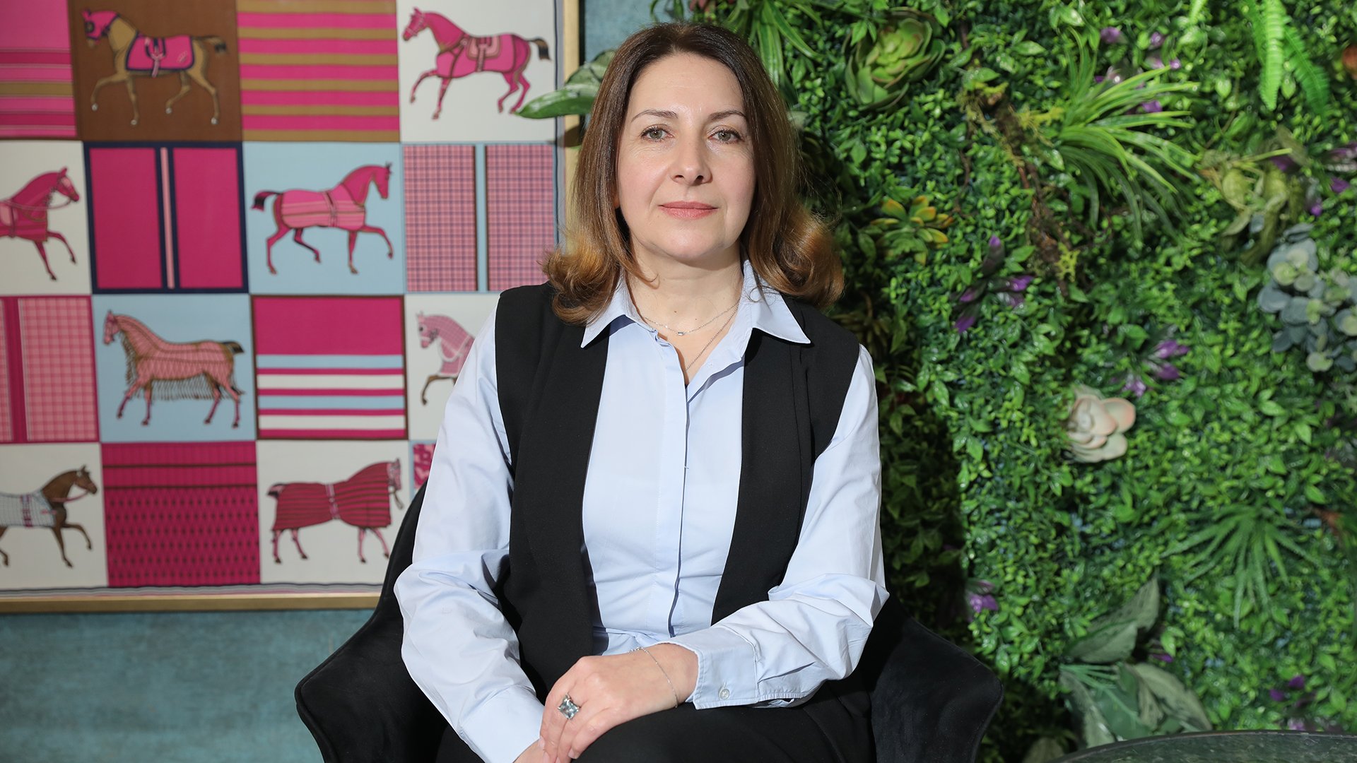 ԻՆՉՊԵՍ ԶՐՈՅԻՑ ՍՏԵՂԾԵԼ ՀԱՅԿԱԿԱՆ ԲՐԵՆԴ ՈՒ ԴԱՌՆԱԼ ԱՌԱՋԱՏԱՐԸ. ԱՐՓԻ ԲԱՐՍԵՂՅԱՆ