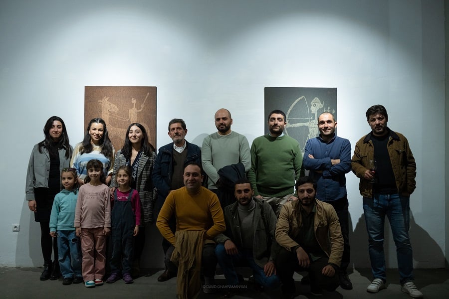 «Այս ձեռքով սուր եք բռնելու». բացվեց Աշոտ Ավագյանի «Հարատեւ պայքար» ցուցահանդեսը