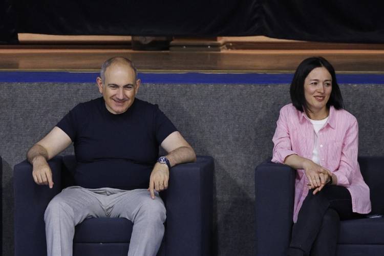 «Հրապարակ». Պարապ են մնացել