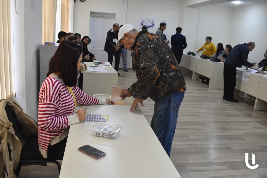 Ուղղորդումներ, կողմնակալ մոտեցում. Արման Ստեփանյան