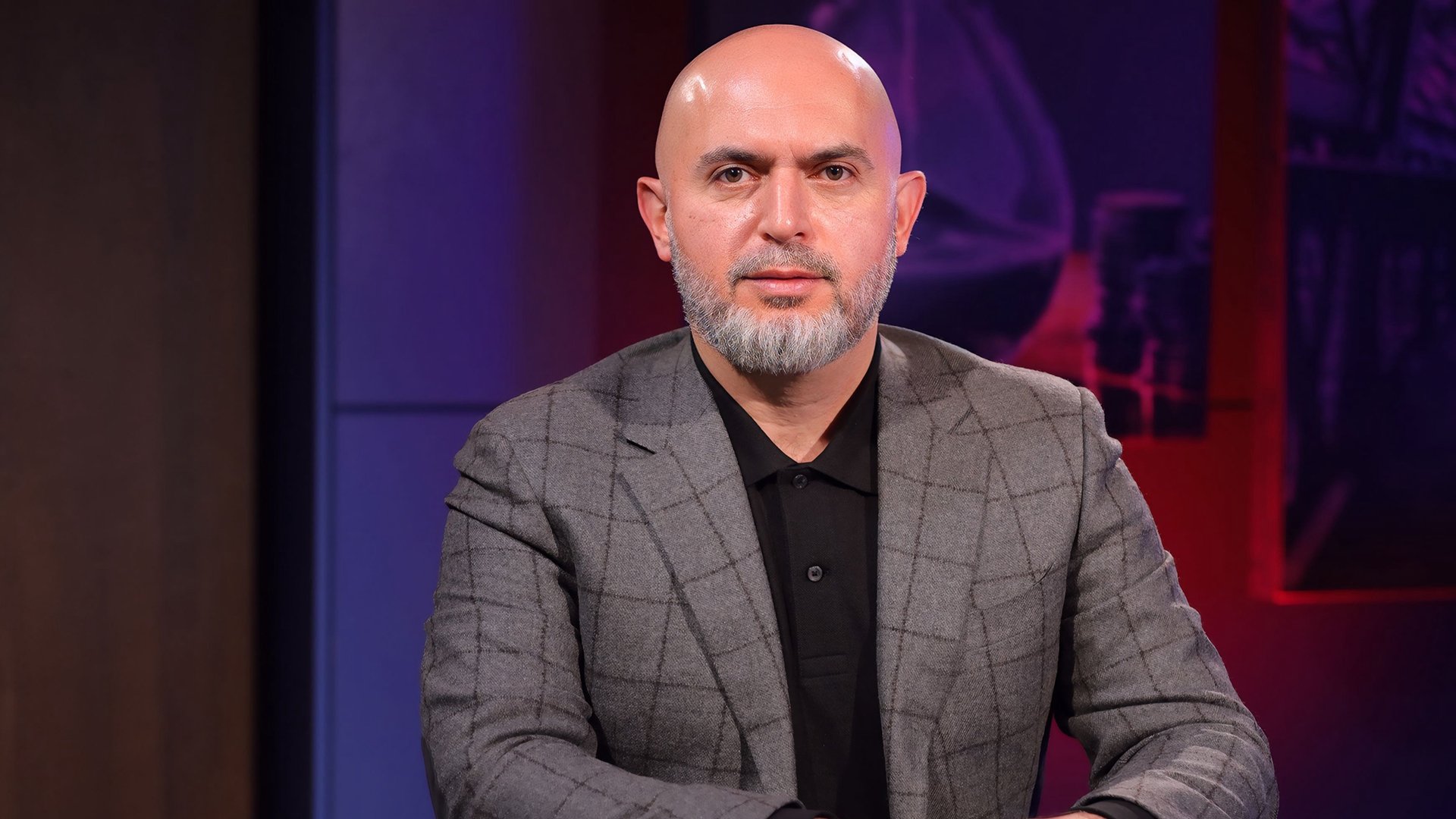 ԱԳԵՆՏ ՍՎԻՏԱԼՍԿԻ, ԴՈՒ Ո՞ՒՄ ԴԵՍՊԱՆՆ ԷԻՐ. ԹՂԹԻ ՄԵՋ ԳՐՎԱԾ ԷՐ՝ ՆԻԿՈԼԻՆ ԲԶԵՔ, ԹՈՂ ՍԱՂ ՈՒԺԱՅԻՆՆԵՐԸ ՎԵՐՑՆԻ. ԱՐՄԵՆ ԱՇՈՏՅԱՆ