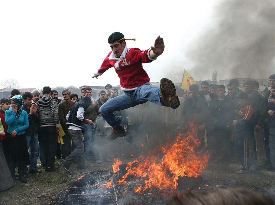 Իրանի քրդերի եւ ադրբեջանցիների առաջին բախումը ջրի համար