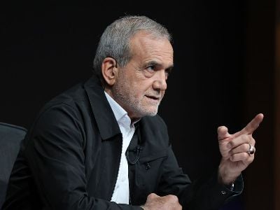 Իրանի նախագահը Հայաստան կատարելիք այցի նախօրեին խորհրդակցություն է անցկացրել Երևանի և Բաքվի միջև համաձայնագրի թեմայով