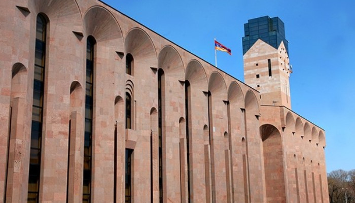  Ուղիղ միացում՝ Երևանի քաղաքապետարանից 