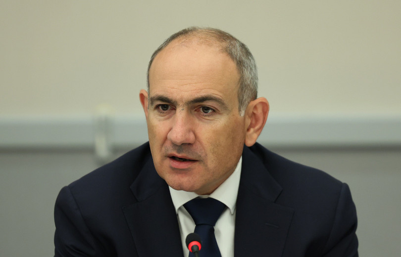 Չնայած որոշումների մի քանի գնահատականի հետ այնքան էլ համաձայն չեմ, բոլորիցդ ներողություն եմ խնդրում. վարչապետ