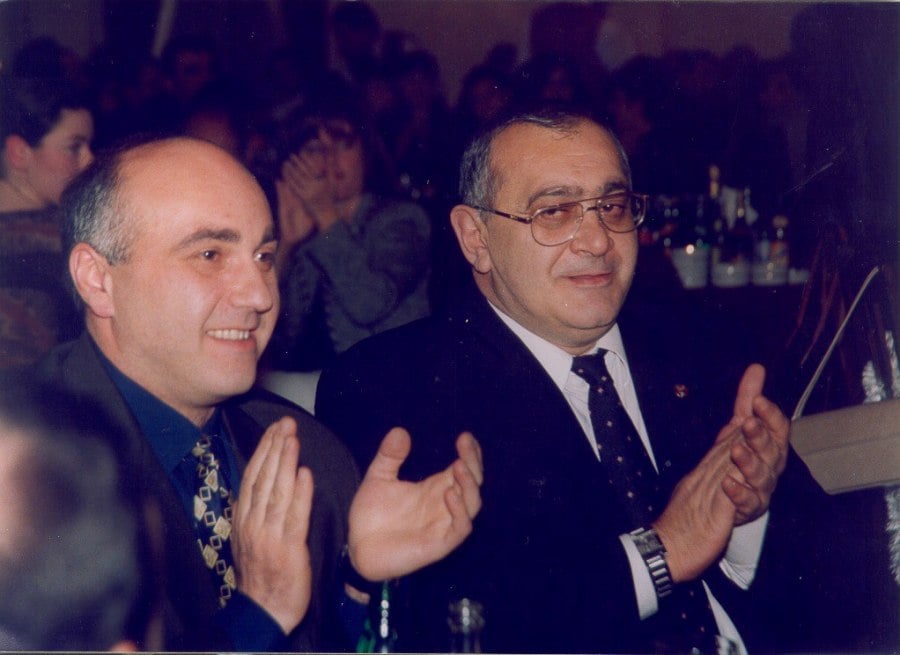 Նախկին իշխանությունների հիմնախնդիրը
