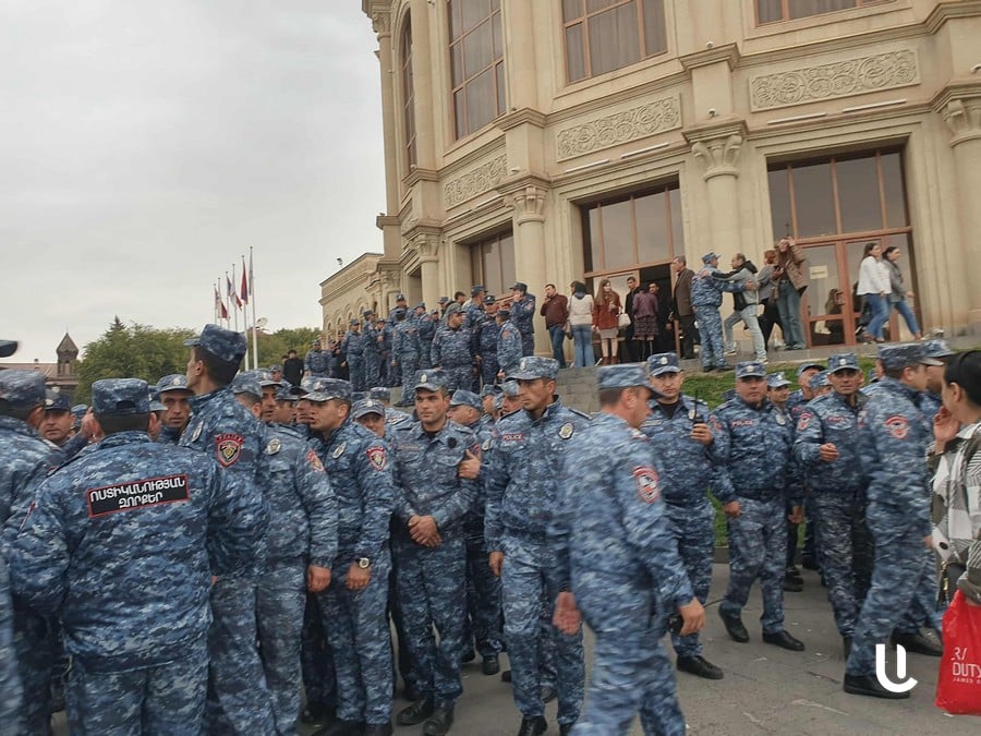 Վարդան Ղուկասյանի ձերբակալման օրը ֆեյսբուքում գրառումներ թողած օգտատերերը ևս հայտնվել են իրավապահների դիտակետում