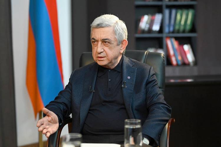 Պարոն նախագահ, Դուք ուրիշ հերոսի անուն չգիտե՞ք